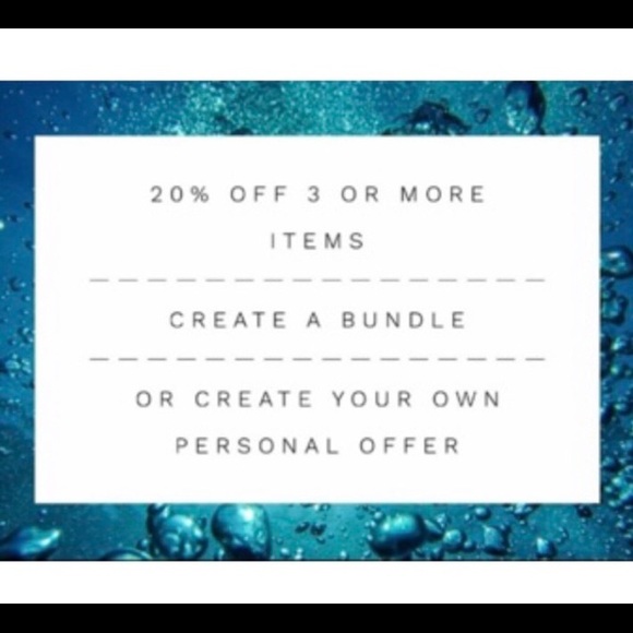 ✅LulaRoe Minnie Mouse Classic Tee - Picture 6 of 6